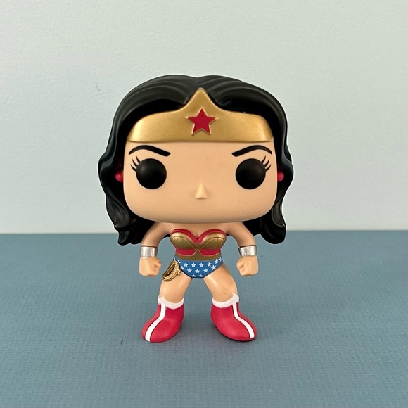 Funko Pop Rides Wonder Woman Invisible Jet Set - Picture 7 of 8